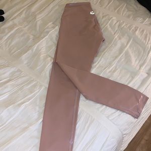 BEYOND YOGA shiny faint snakeskin beyond yoga pink leggings!